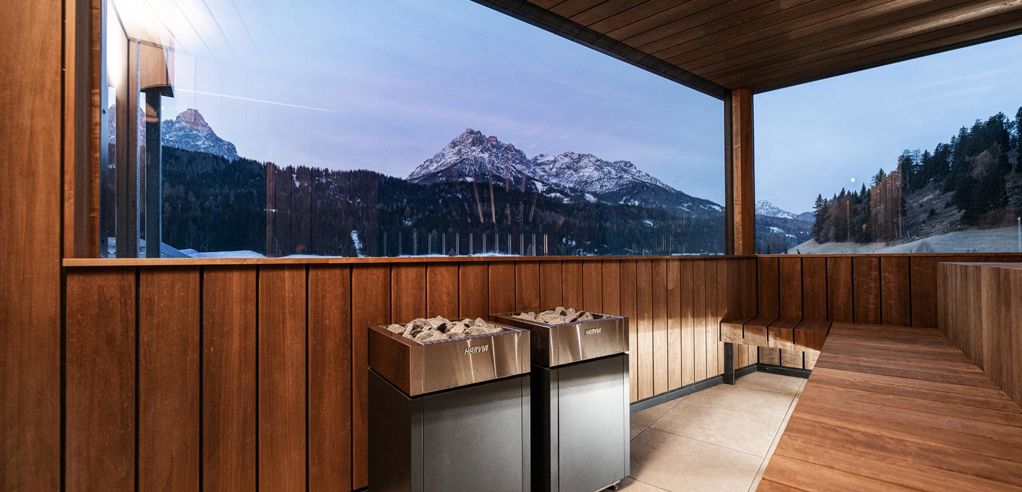 -wisthaler-com-25-12-loewe-hw98547